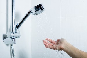 Beneficiile dușului rece