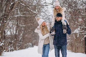 Ce poți face iarna împreună cu familia?