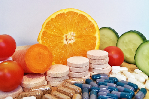 Suplimente vs Alimentație Naturală: Balanța Nutrițională a Sănătății Tale