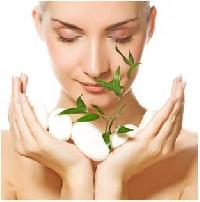 Beneficiile Uleiului de Neem