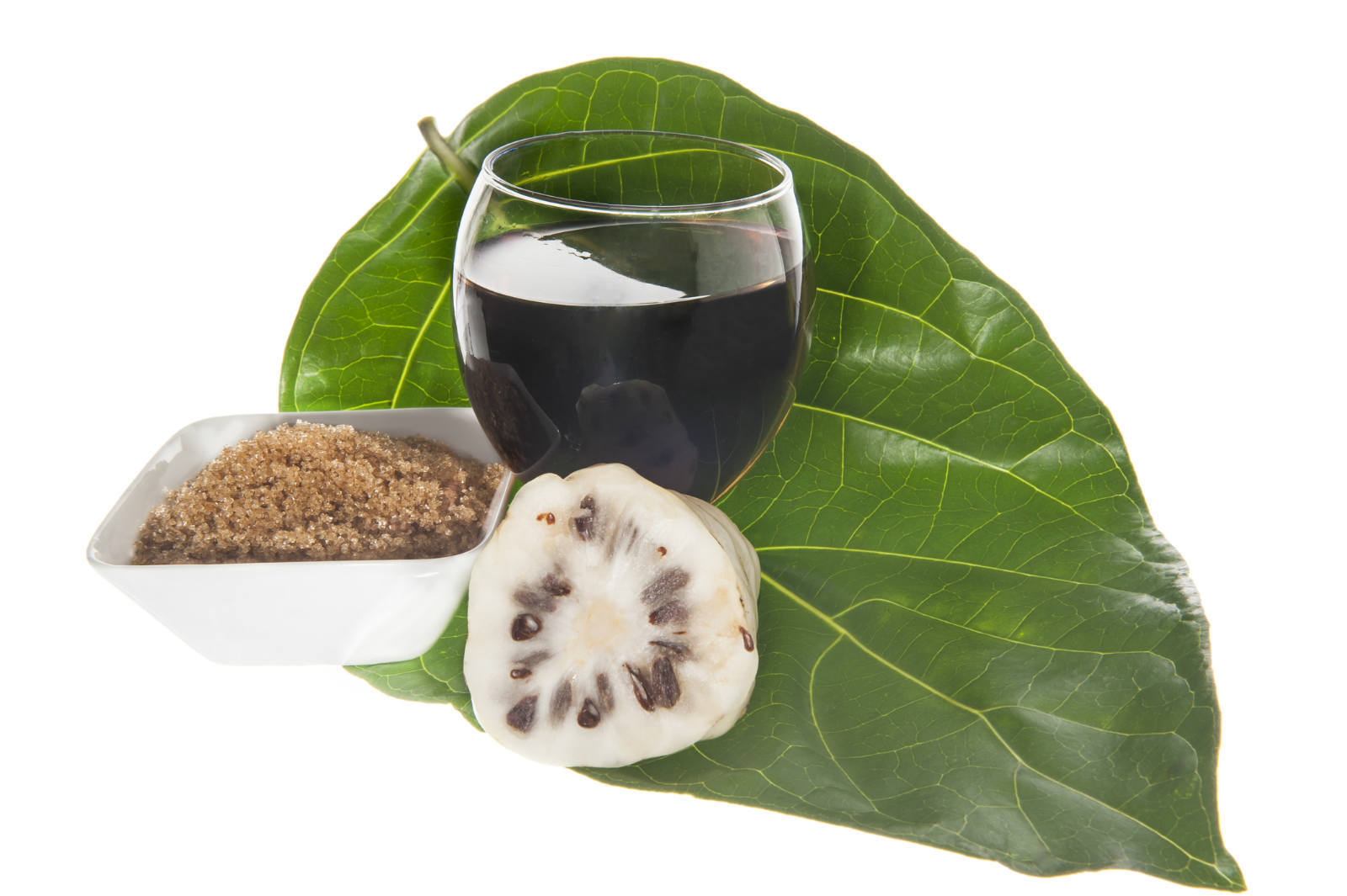 Sucul fructului de Noni, un remediu eficient
