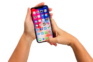 Cele mai bune 5 aplicații de telefon pentru urmarirea perioadei menstruale
