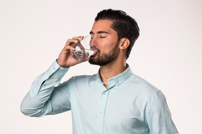 Consumul  de apa poate duce la imbunatatirea disfunctiei erectile?