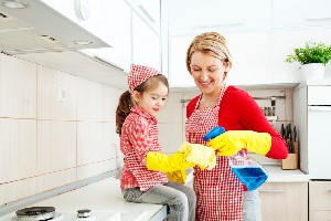 Cum sa evitam chimicalele din produsele de curatat?