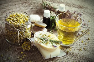 Alegerea produselor naturiste în favoarea celor medicamentoase